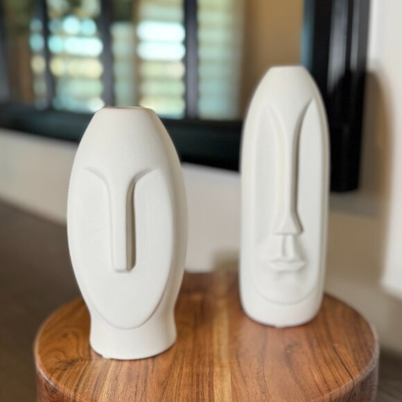 Modern White Ceramic Face Vase Set — Kaolinite • Set of 2 • Minimalist Sculpture - Picture 10 of 11